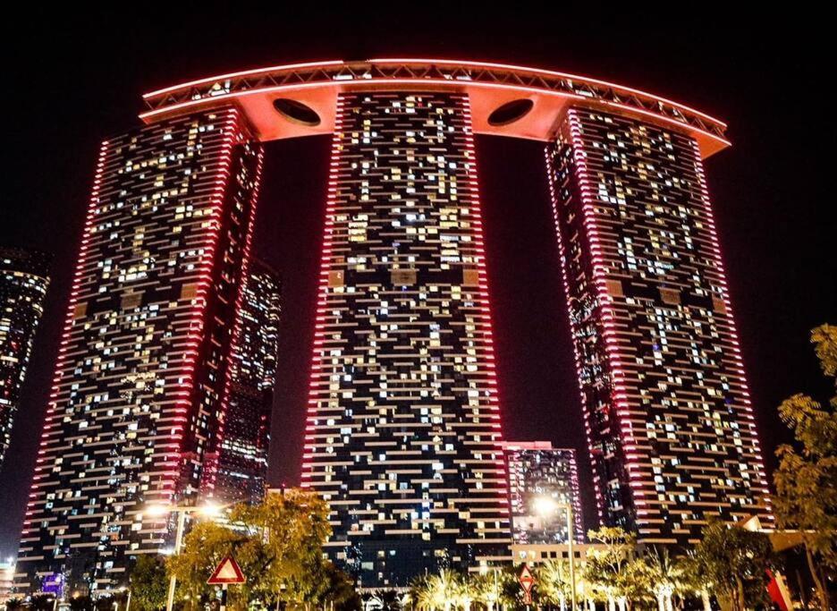 Appartamento Cozy 1br In Iconic Tower Abu Dhabi