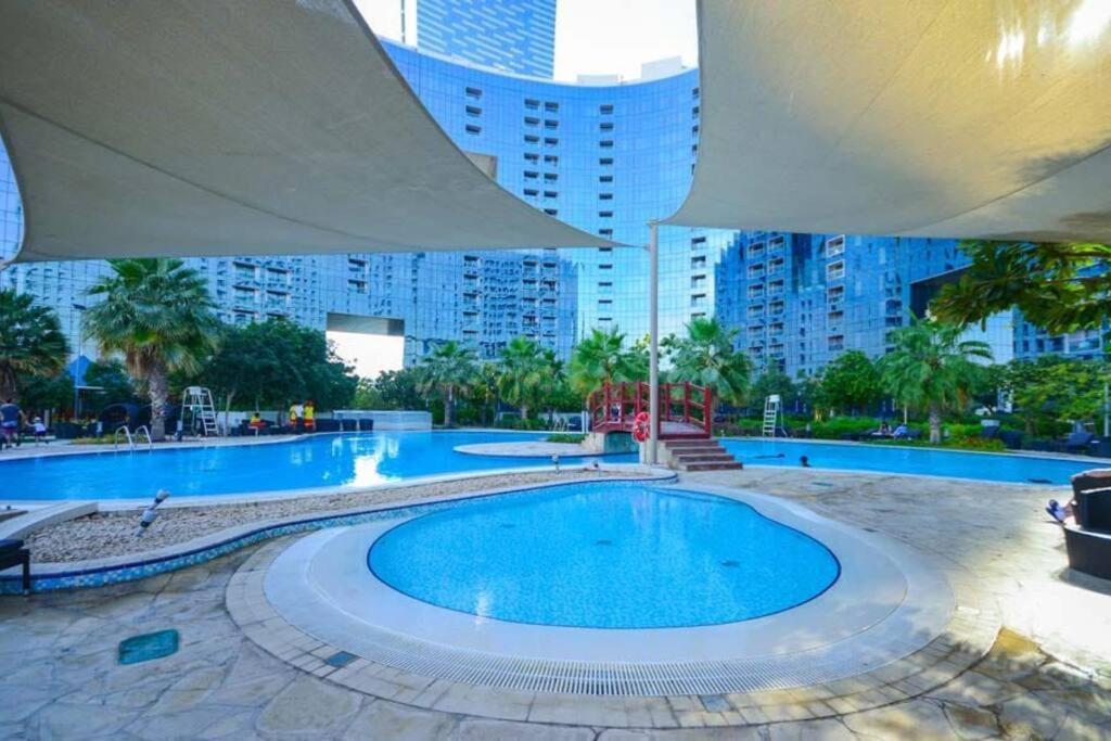 Cozy 1br In Iconic Tower *
